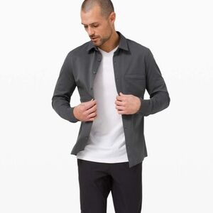 Lululemon Men’s Commission Long Sleeve Button Down Shirt Gray